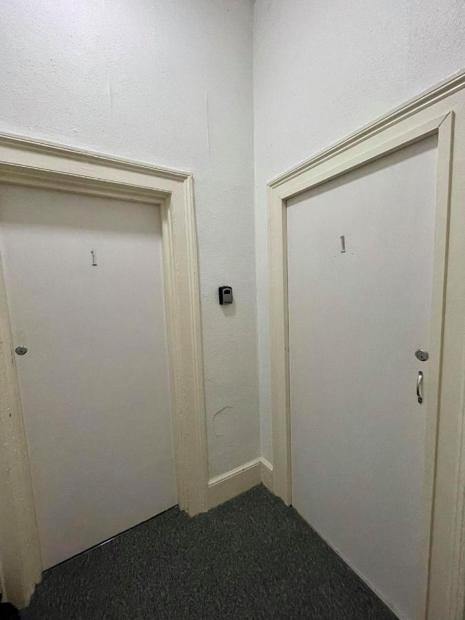 Acora'S Apartments Πλίμουθ Εξωτερικό φωτογραφία